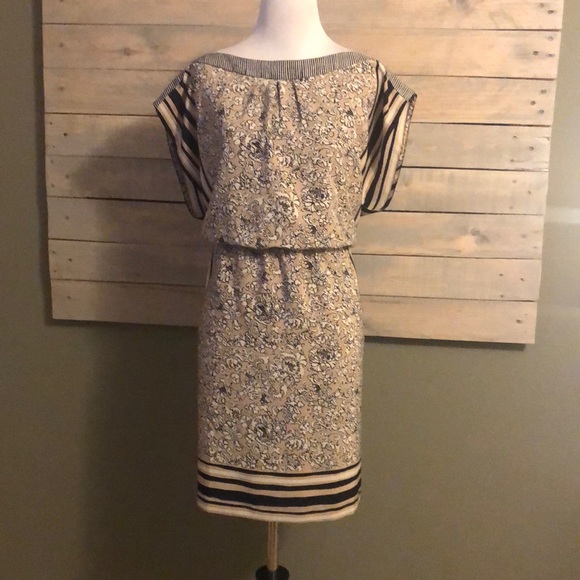 LOFT Dress - Picture 1 of 7